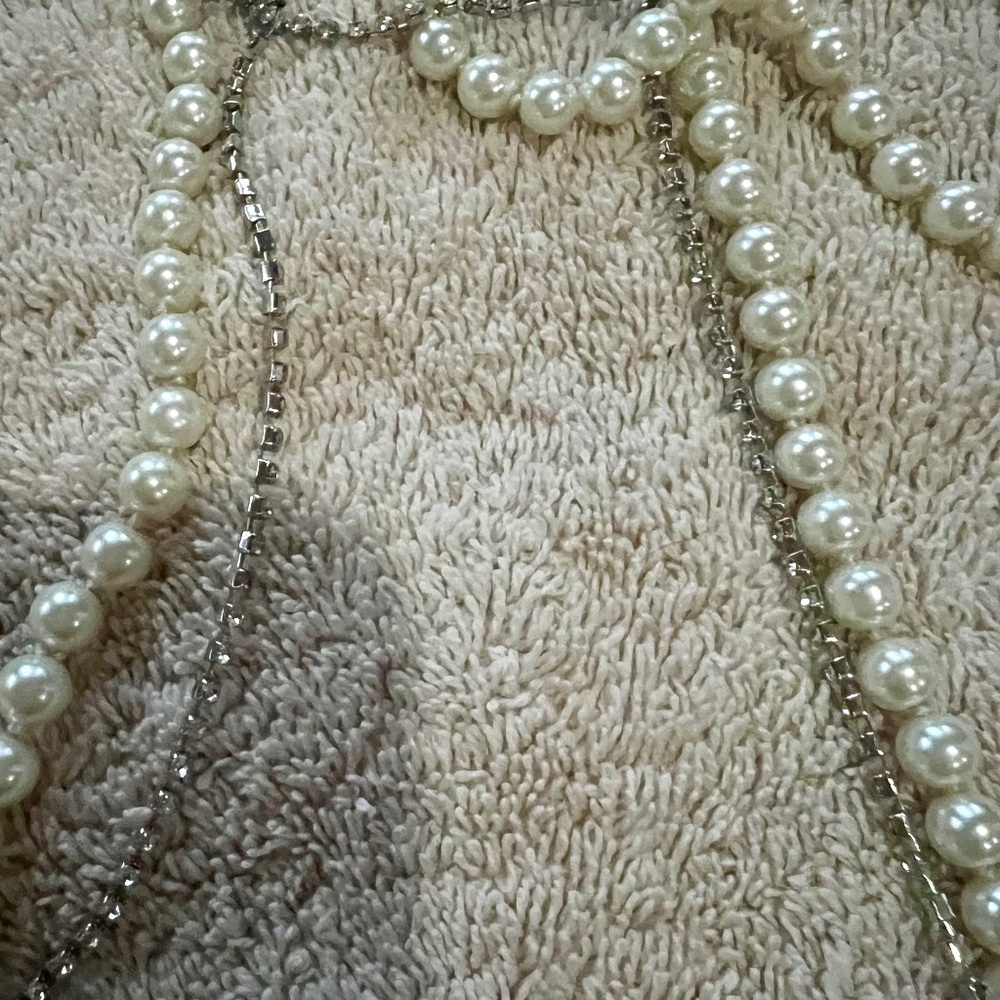 White House black market long double chain